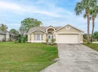 8725 Scandinavia Blvd, Lakeland, FL 33809