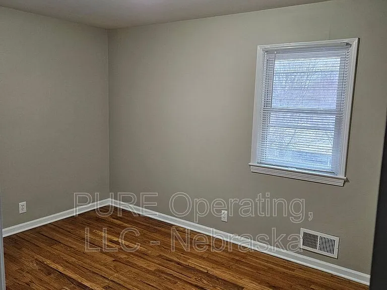 3341 S 89th St — Photo 34