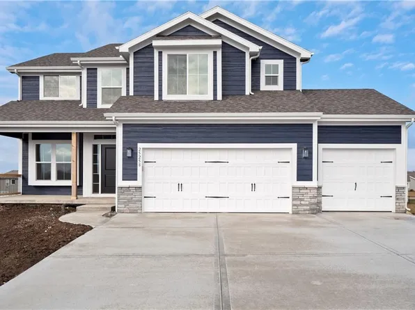 25350 W 149th Ter, Olathe, KS 66061