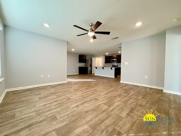813 Moorhen Way — Photo 3
