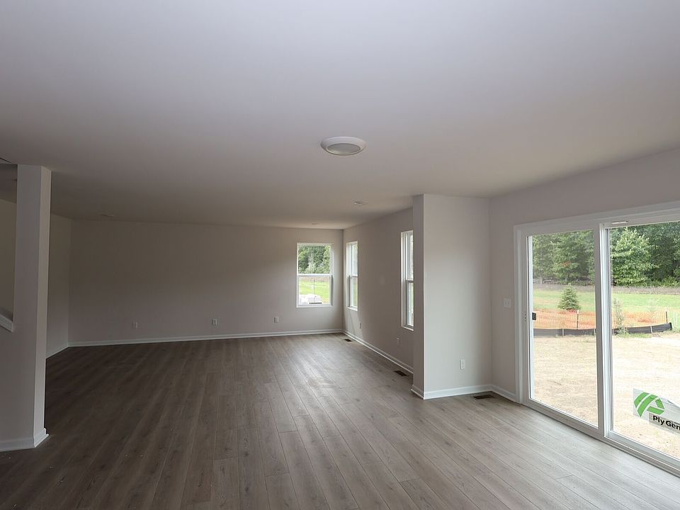 451 Hidden Riv W, photo 5