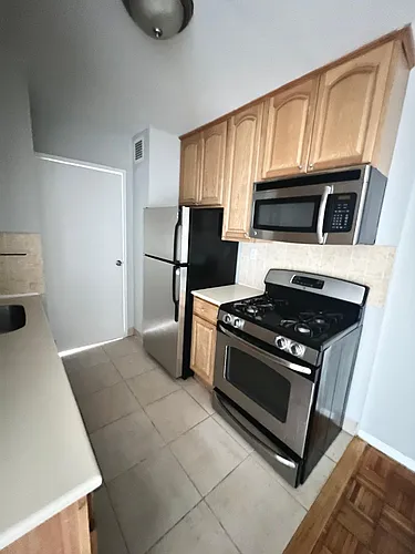 4430 Douglaston Pkwy Photo 1