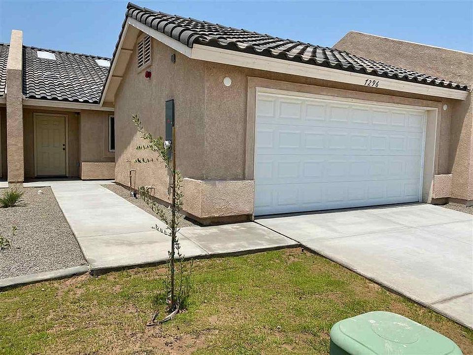 1st image of 7296 E 37th Pl