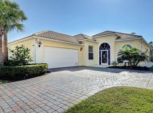 9048 SE La Creek Ct, Hobe Sound, FL 33455