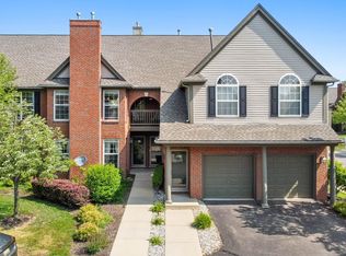 28373 Carlton Way Dr, Novi, MI 48377