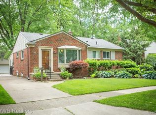 1577 E Melton Rd, Birmingham, MI 48009