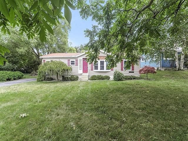 1st image of 108 Barden St