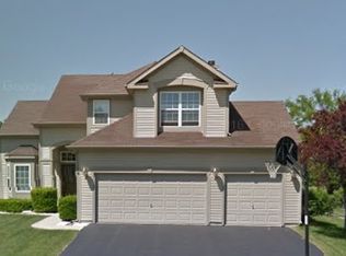 194 Wagonwood Rd, Round Lake, IL 60073