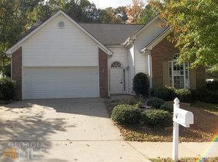 27 Harpers Farm Dr, Newnan, GA 30263