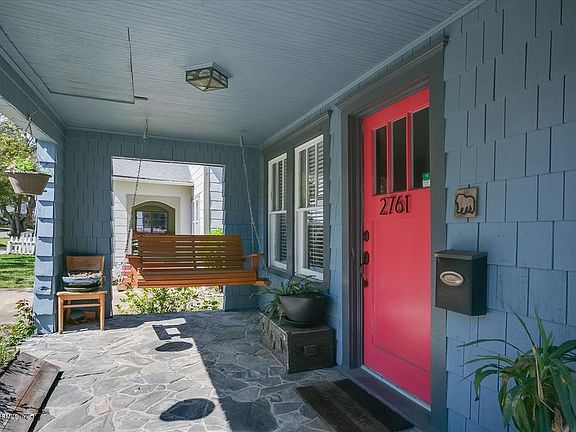 2nd image of 2761 Forbes St