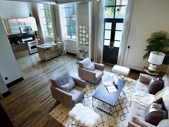 5th image of 849 S Broadway Ph 1