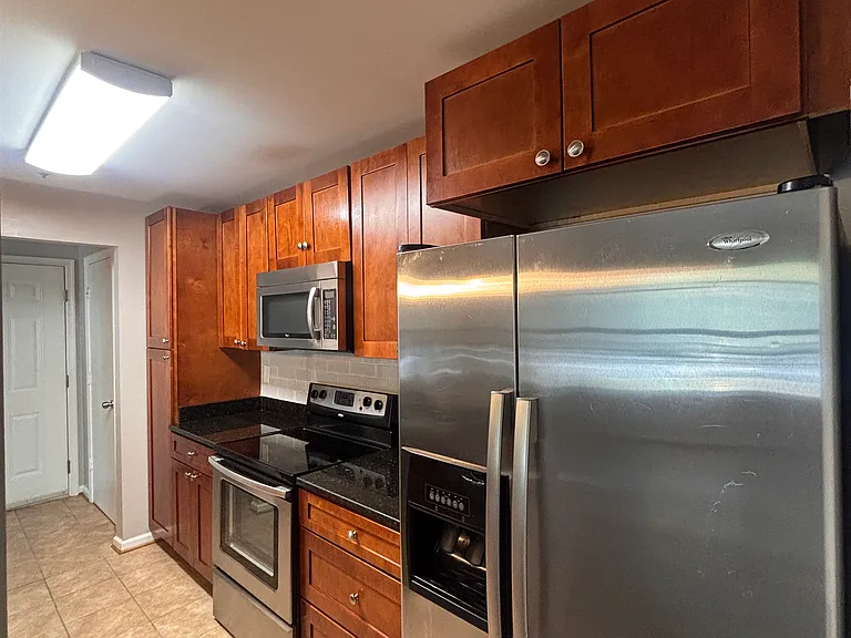 14201 Wolf Creek Pl #6 — Photo 26
