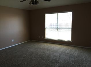913 Topaz Dr, McKinney, TX 75071