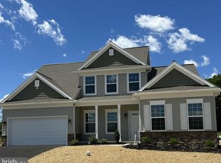 101 Alexandria Dr, Annville, PA 17003