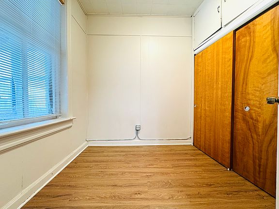 4th image of 2729 S Princeton Ave #1R