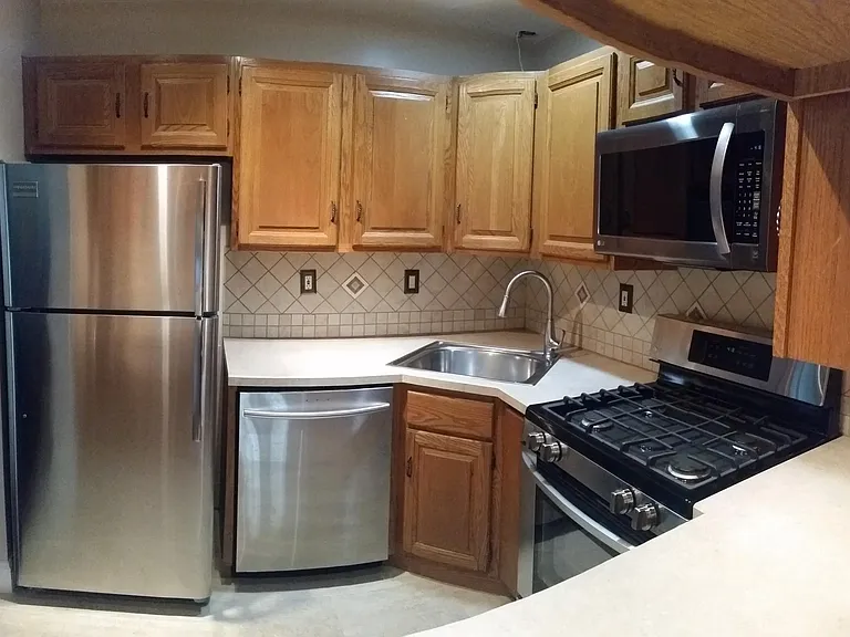 31 Coral Tree Ct — Photo 3