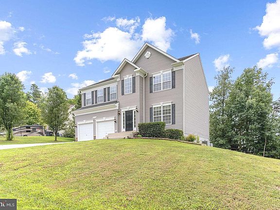 2nd image of 20910 Governors Mill Ct