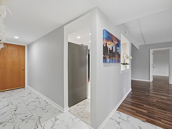 5th image of 1480 Jefferson St APT 202