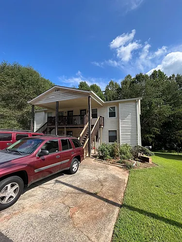 140 Carriage Pl #3 Photo 1
