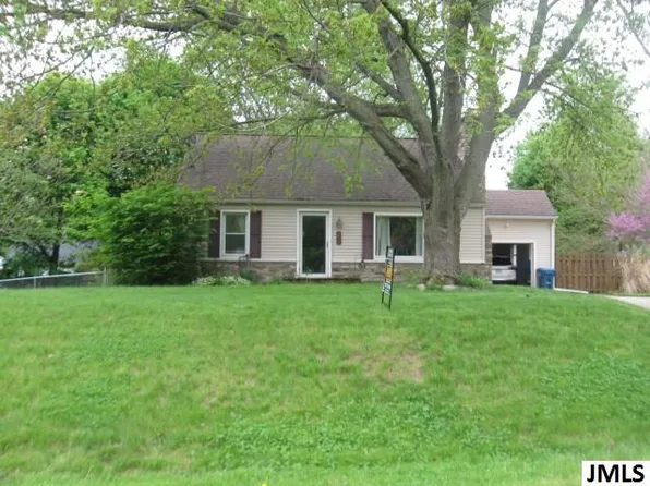 3430 Tracey Dr, Jackson, MI 49203