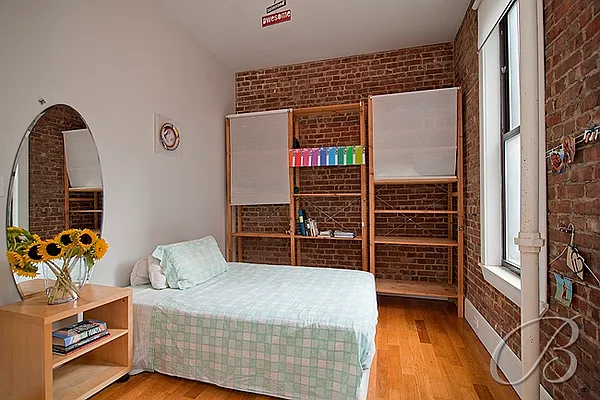 Sold by Bellmarc Realty | media 11