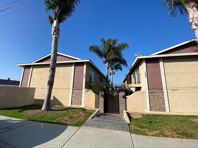 1324 Iris Ave #5 — Photo 10