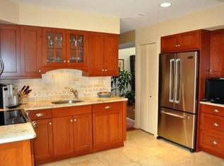 141 Village Dr, Basking Ridge, NJ 07920