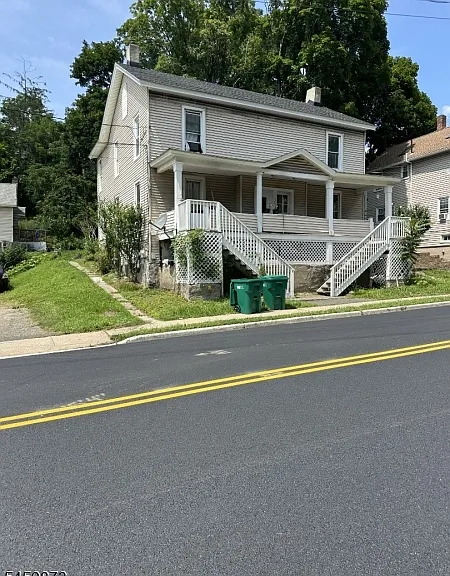 9 E Main St #9 — Photo 1