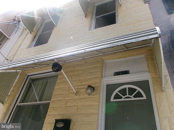 3rd image of 3298 Miller St