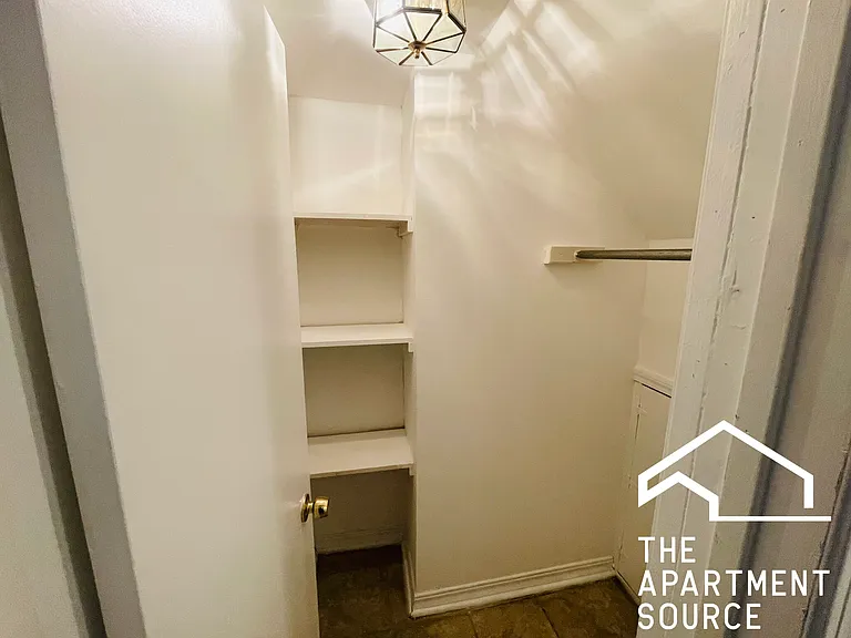 5214 W Crystal St #1 — Photo 10