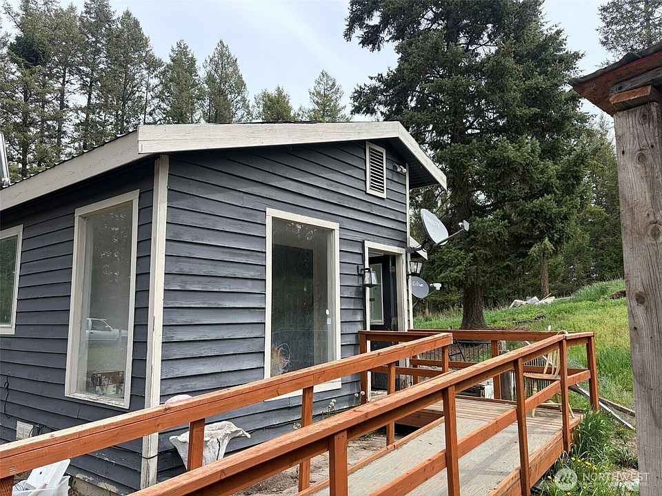 1st image of 33 Old West Curlew Lake Road