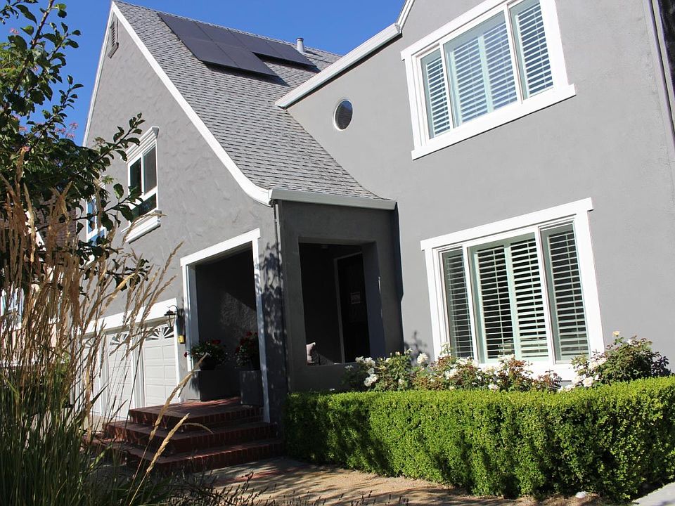 1st image of 13 Woodleaf Ave