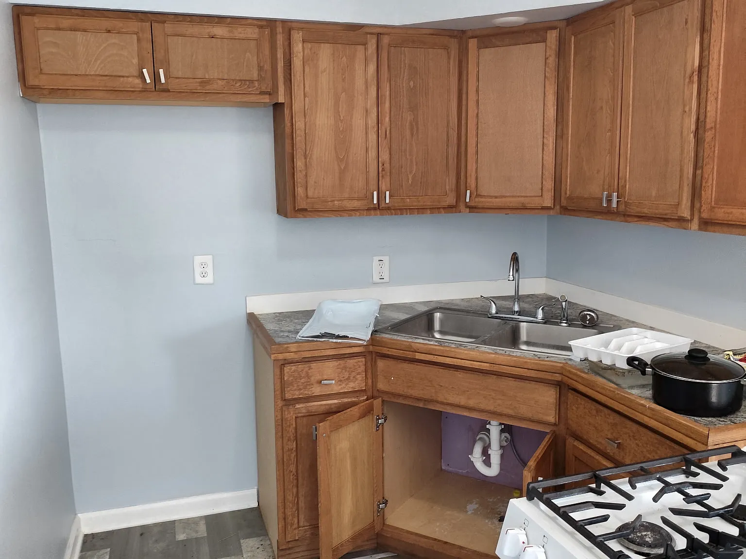 2 bed, 850 sqft, $1,350 — Photo 3
