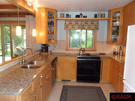 5th image of 630 Austin Dr
