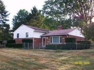 2998 Lomae Dr, Akron, OH 44312