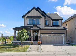 10 W Windcreek Ter SW, Airdrie, AB T4B 0Y4