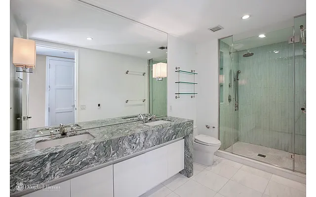 Rented by Douglas Elliman | media 15