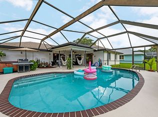5115 Woodstone Cir E, Lake Worth, FL 33463