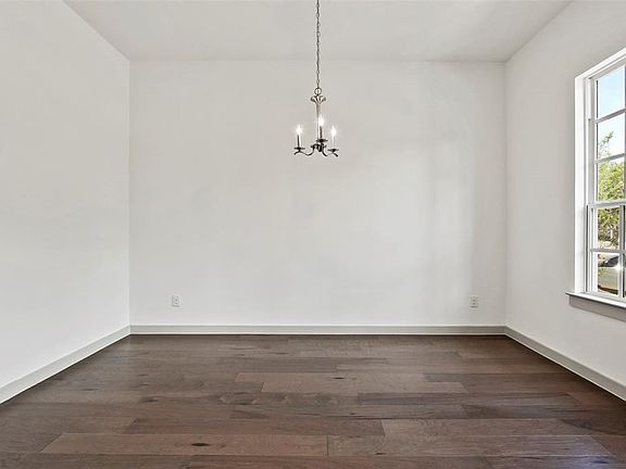 4th image of 8862 Ice House Dr