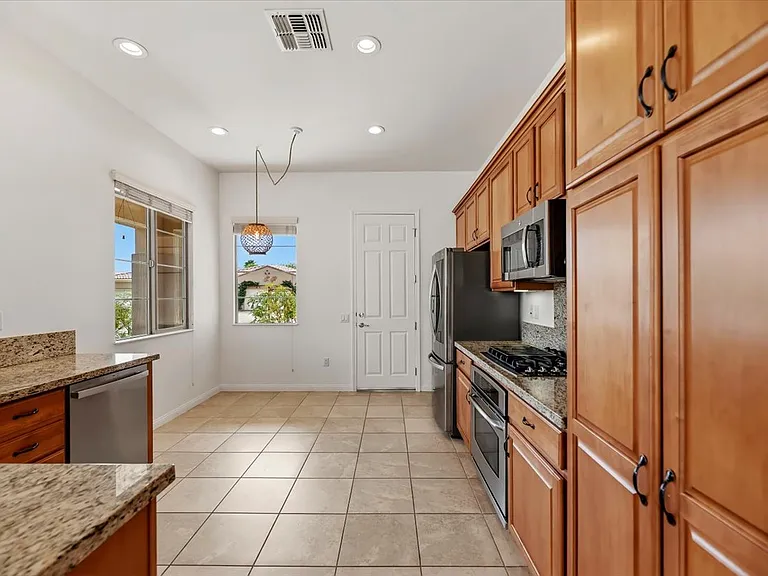 81916 Avenida Del Toro — Photo 22