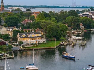 17 Revell St, Annapolis, MD 21401