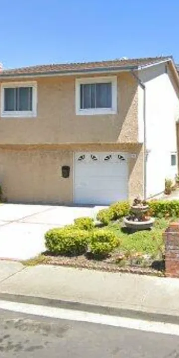 215 Dennis Dr