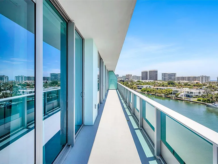 9201 E Bay Harbor Dr #Penthouse 809 — Photo 27