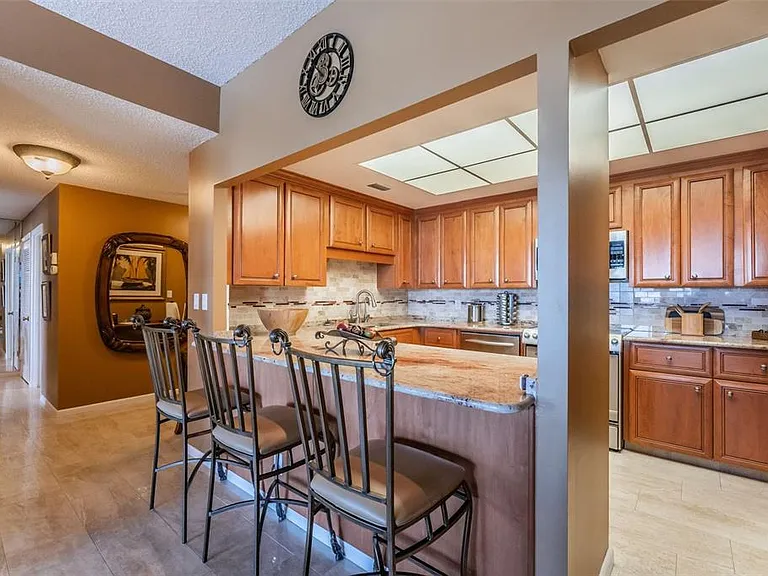 6 Belleview Blvd #306 — Photo 11