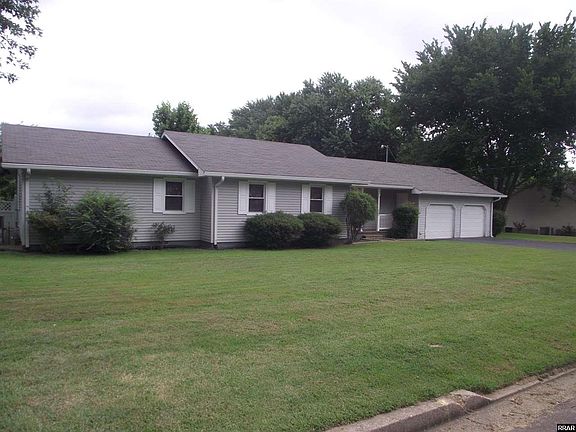 4th image of 2436 Burrus St