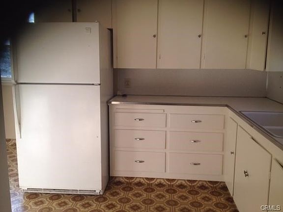 3rd image of 11519 Fidel Ave