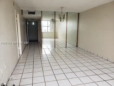 1300 NE Miami Gardens Dr #419E — Photo 3