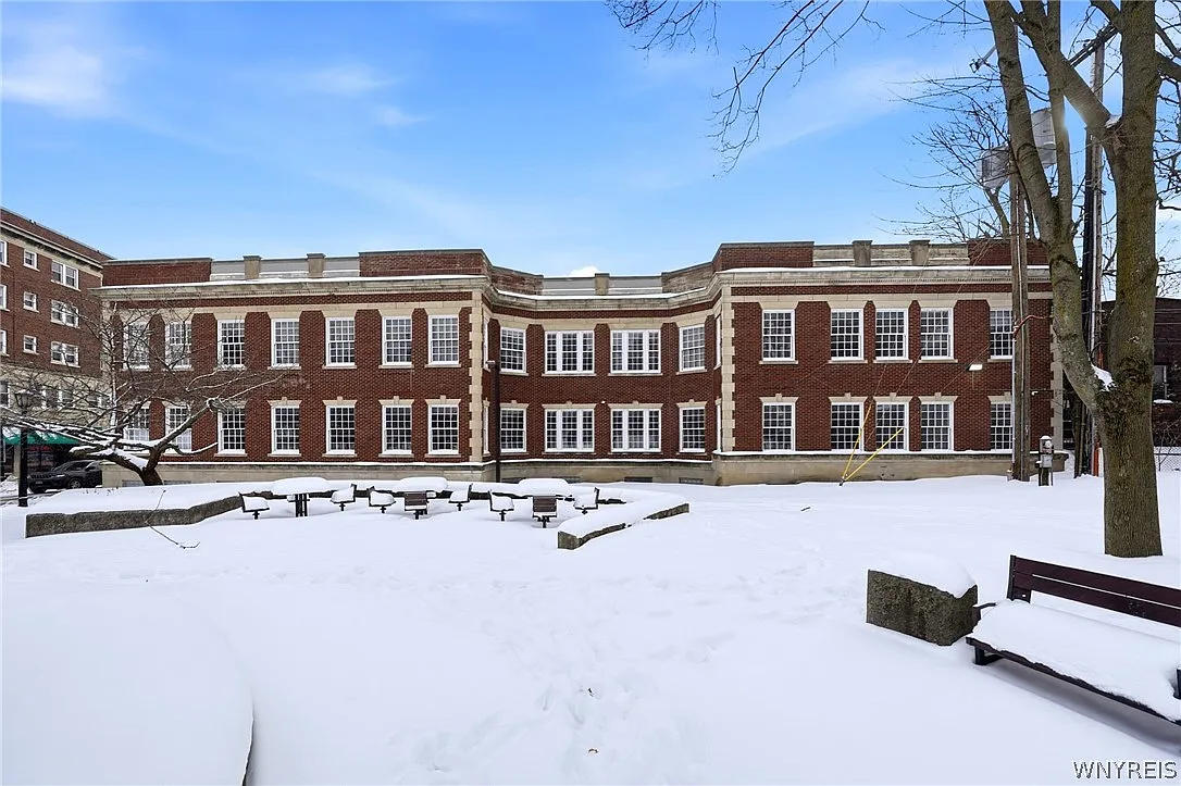 Building Photo - 40 North St #205A