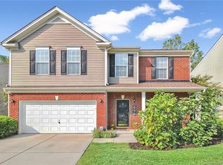 7632 Black Hawk Ln, Tega Cay, SC 29708