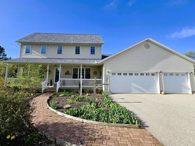 10125 Bishop Rd, La Porte City, IA, 50651